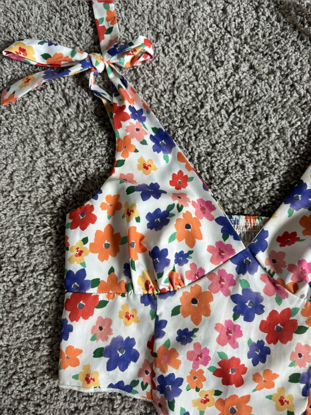 SHEIN White Floral Tie-Front Crop Top with Orange & Purple Blooms - Picture 2 of 5